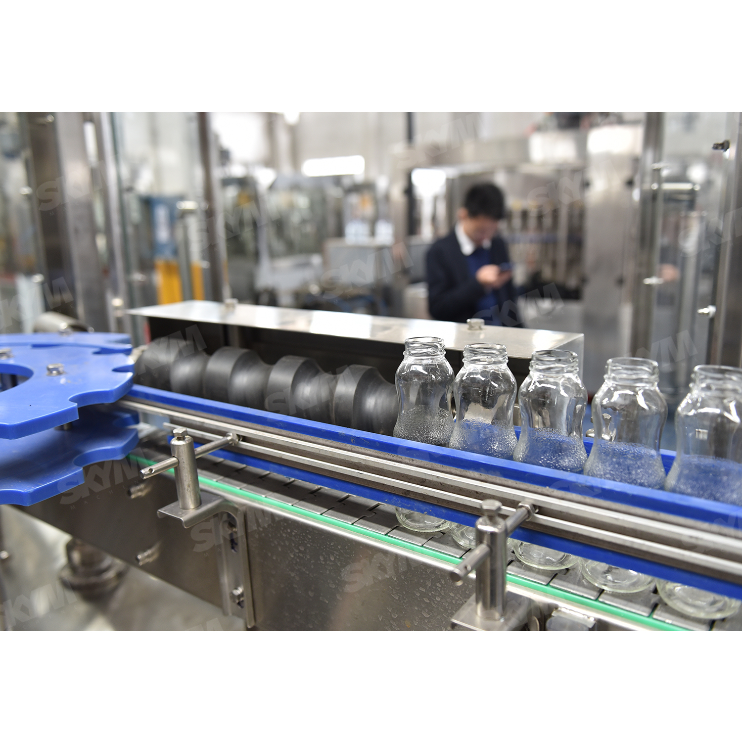 Línea de producción de llenado en caliente de botellas de plástico de jugo de verduras
